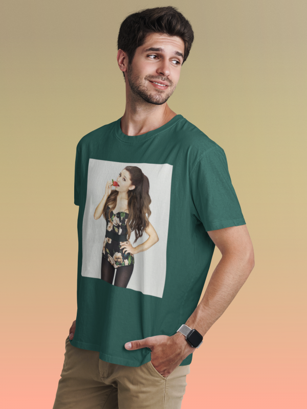Ariana Grande T-Shirt