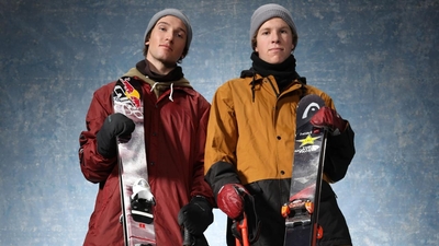 Aaron Blunck Poster 3050587