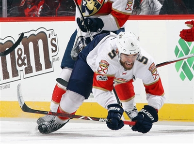 Aaron Ekblad Poster 3555114