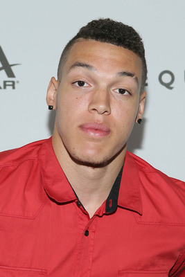 Aaron Gordon Poster 3960702