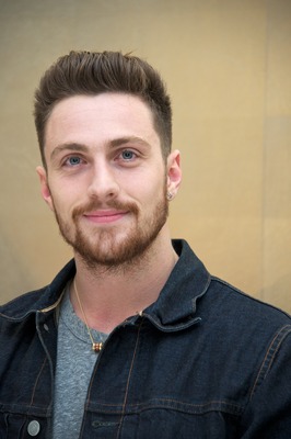 Aaron Taylor Johnson Poster 2431262