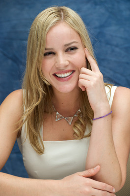 Abbie Cornish Poster 2223996