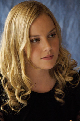 Abbie Cornish Poster 2234910