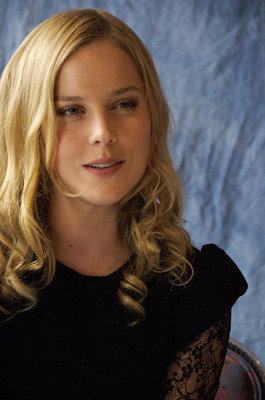 Abbie Cornish Poster 2234914
