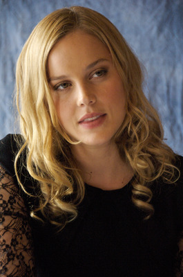 Abbie Cornish Poster 2234922