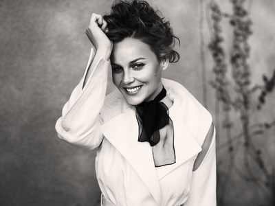 Abbie Cornish Poster 2639504