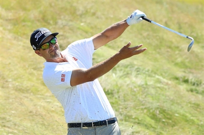 Adam Scott Poster 3507842