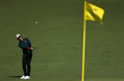 Adam Scott Poster 3508003