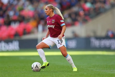 Adriana Leon Poster 3698307