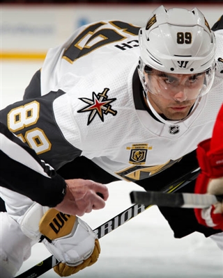 Alex Tuch Poster 3568670