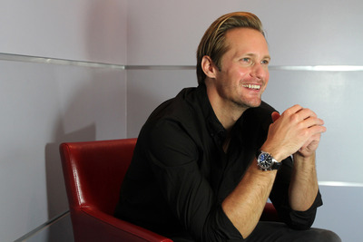 Alexander Skarsgard Poster 2430928