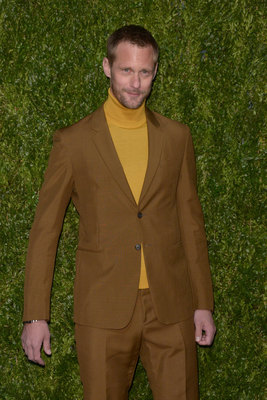 Alexander Skarsgard Poster 3833368
