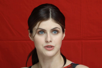 Alexandra Daddario Poster 2341580