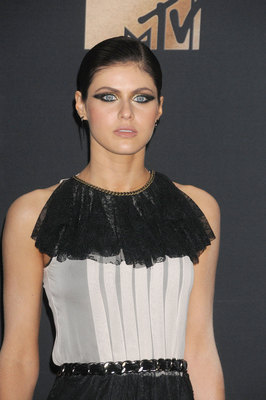 Alexandra Daddario Poster 2710300