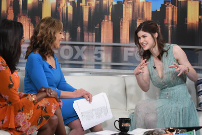 Alexandra Daddario Poster 3256365