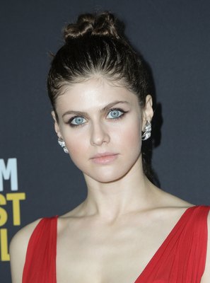 Alexandra Daddario Poster 3714647