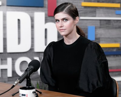 Alexandra Daddario Poster 3840904
