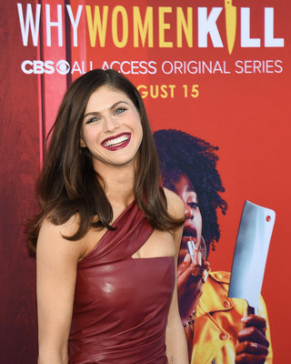 Alexandra Daddario Poster 3840973