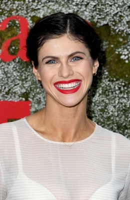 Alexandra Daddario Poster 3841004