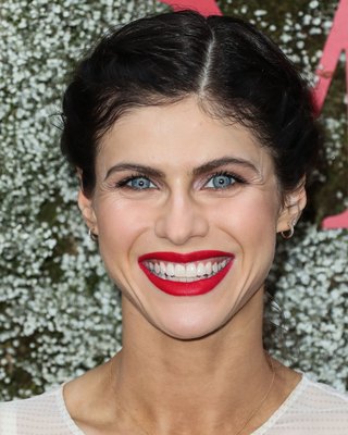 Alexandra Daddario Poster 3841005