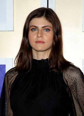 Alexandra Daddario Poster 3841036
