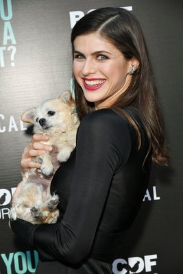 Alexandra Daddario Poster 3881203