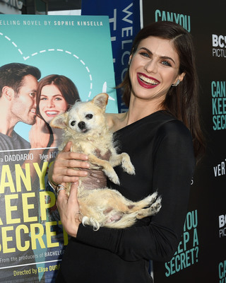 Alexandra Daddario Poster 3881207