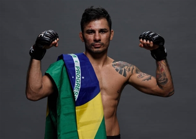 Alexandre Pantoja Poster 3513107