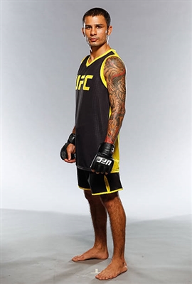 Alexandre Pantoja Poster 3513120