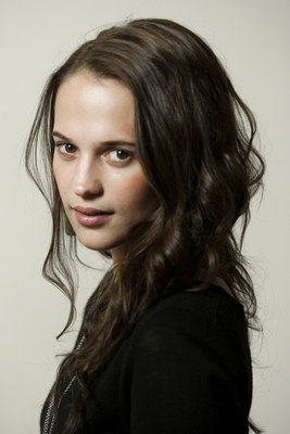 Alicia Vikander Poster 2124706