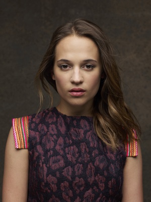 Alicia Vikander Poster 2300112