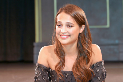 Alicia Vikander Poster 2614670