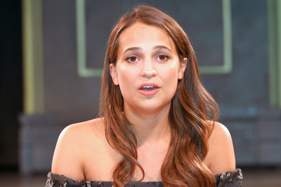 Alicia Vikander Poster 2614675