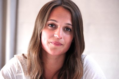 Alicia Vikander Poster 2614681