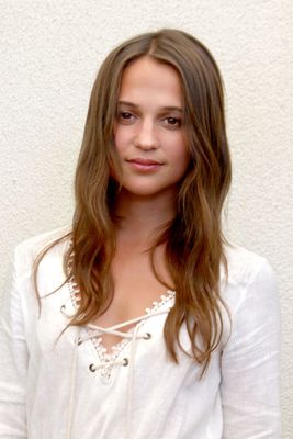 Alicia Vikander Poster 2626083