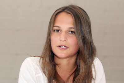 Alicia Vikander Poster 2626109