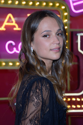 Alicia Vikander Poster 2730481