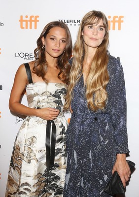 Alicia Vikander Poster 2768875
