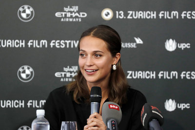 Alicia Vikander Poster 2768899