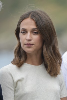 Alicia Vikander Poster 2768957