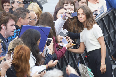 Alicia Vikander Poster 2769046