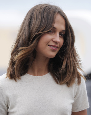 Alicia Vikander Poster 2769108