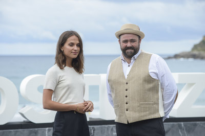 Alicia Vikander Poster 2769133