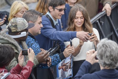 Alicia Vikander Poster 2769171