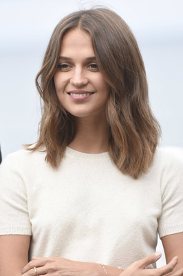 Alicia Vikander Poster 2769188