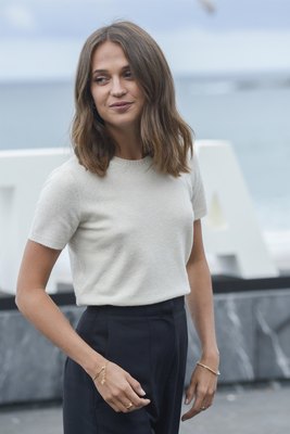 Alicia Vikander Poster 2769222