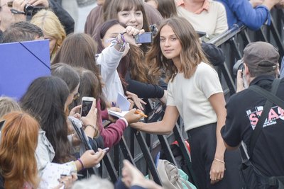 Alicia Vikander Poster 2814884