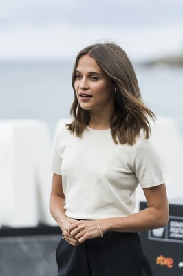 Alicia Vikander Poster 2814888