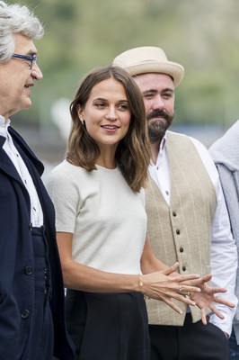 Alicia Vikander Poster 2814892