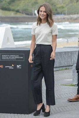 Alicia Vikander Poster 2815441